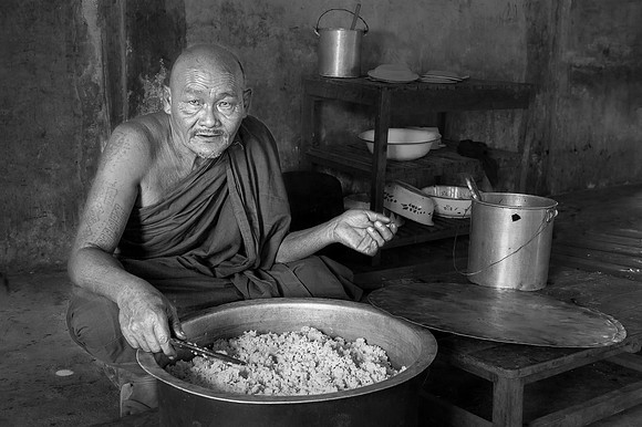 "Ready to Serve", Heho, Myanmar