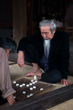 Playing Checkers near Hanoi