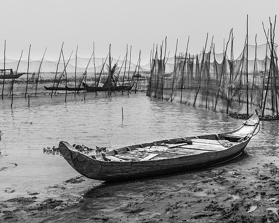 Near Kampong Phluk, Siem Reap, Cambodia
